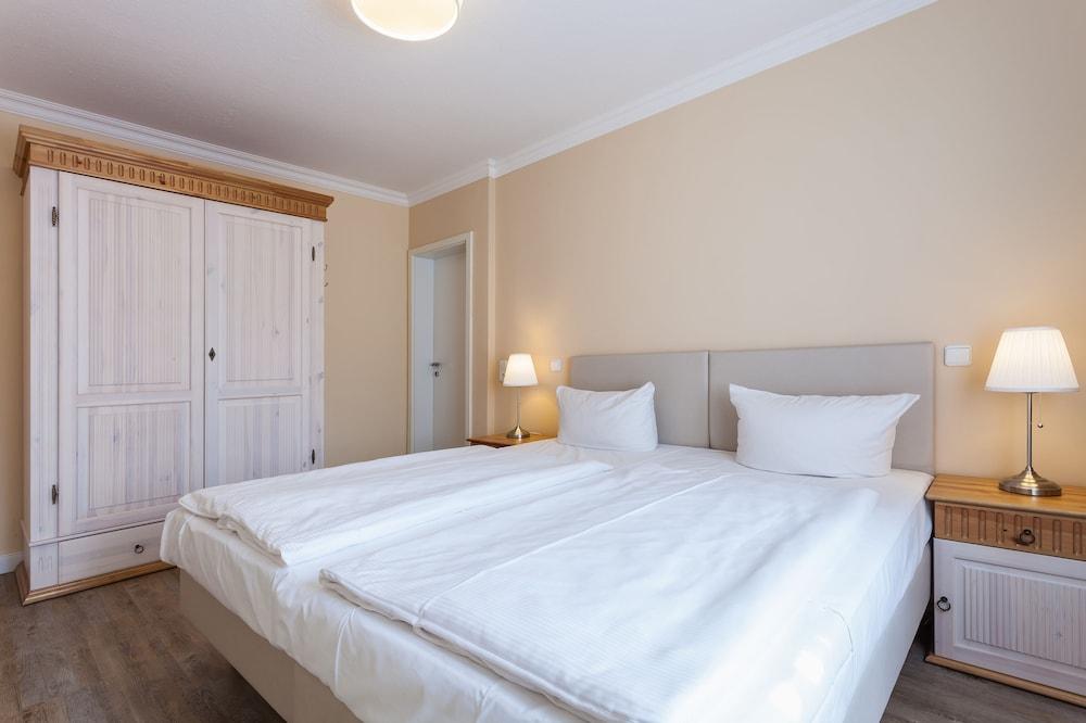 Hotel IV Jahreszeiten Кюлунгсборн Экстерьер фото